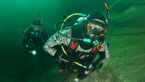 PADI Dry Suit Diver